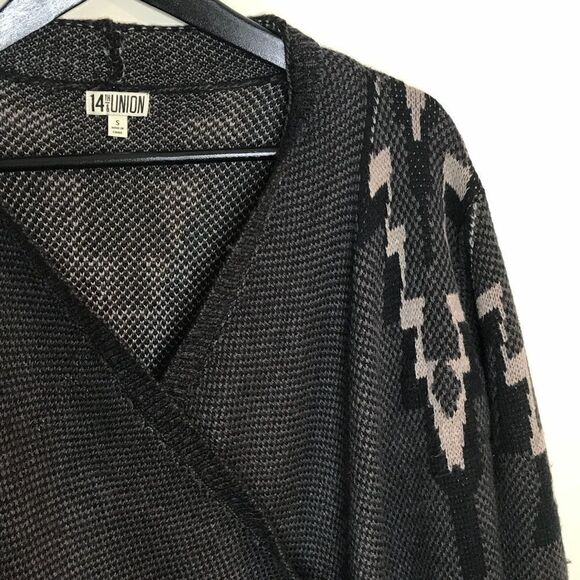 14th & Union Sz S Acrylic Cardigan Sweater - Picture 1 of 7